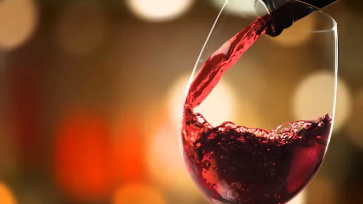 Preserve Your Wine’s Flavour With These Tips And Tools