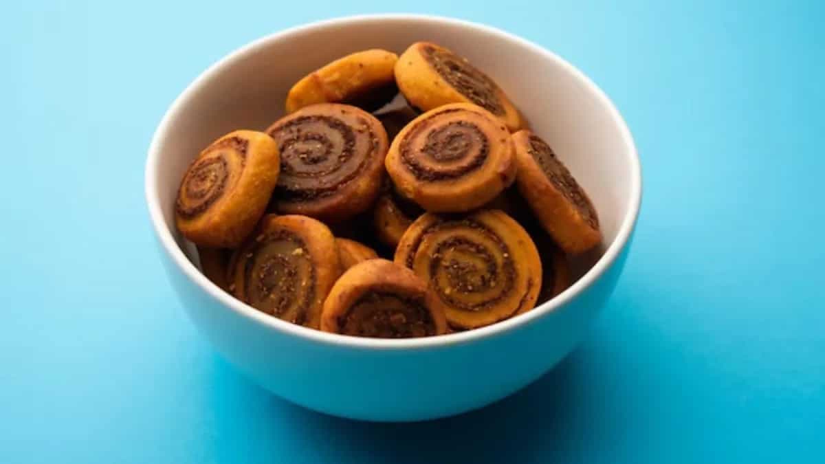 How To Make Authentic Gujarati Bhakarwadi Snack At Home