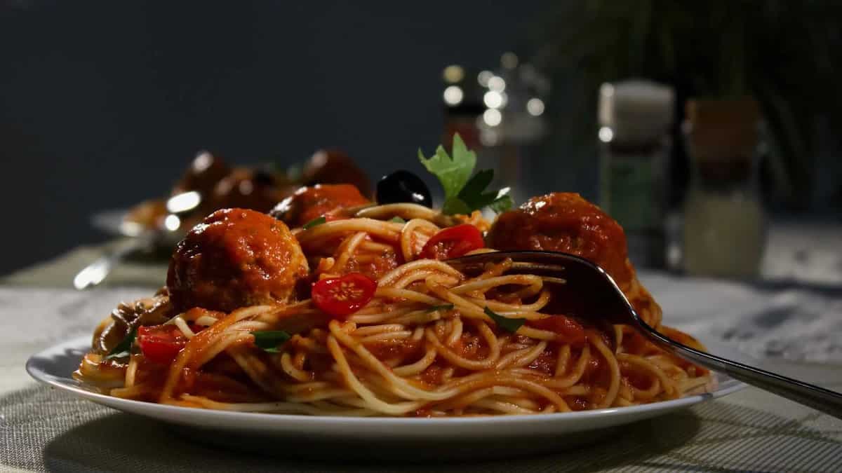 Pesto To Carbonara - Sauces To Top Your Spaghetti With