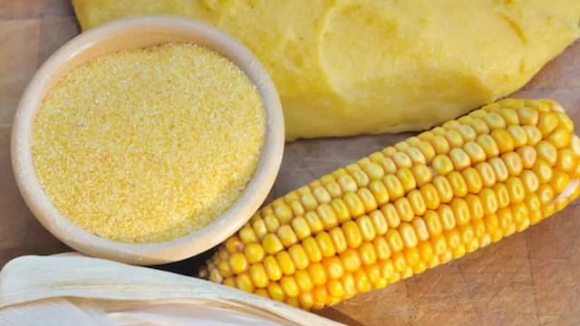 Makki ka Atta For Winter: 8 Ways To Use Maize Flour For Cooking