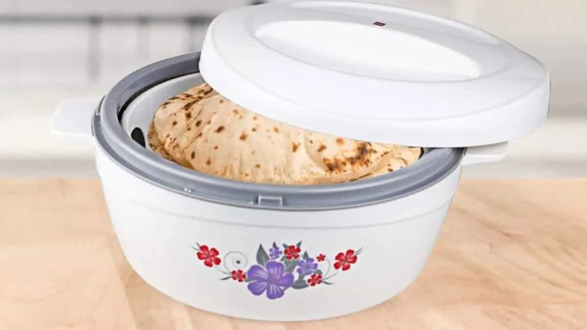 Tips To Keep Your Rotis Soft And Moisture-Free In Casserole