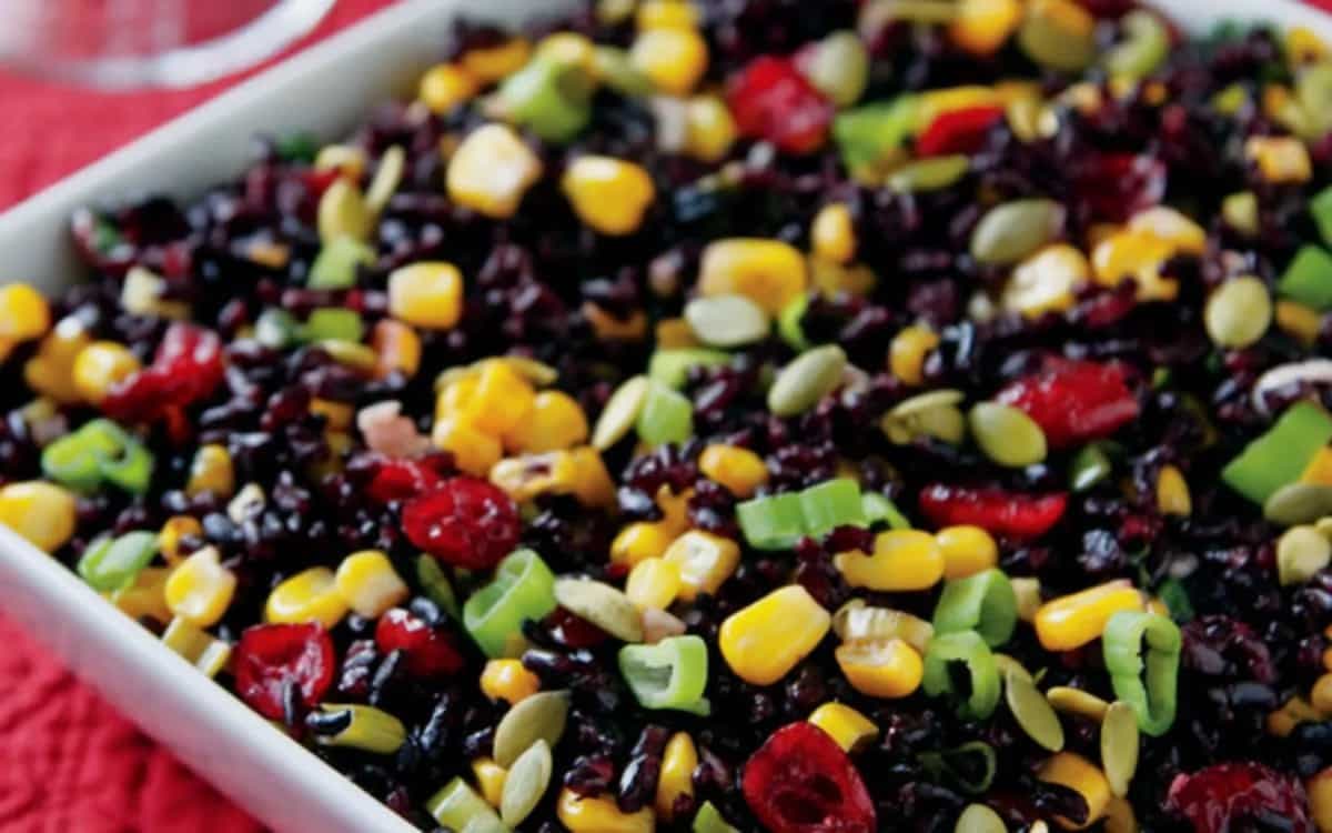 5 Black Rice Recipes To Revamp Your Lunch Time Routine 