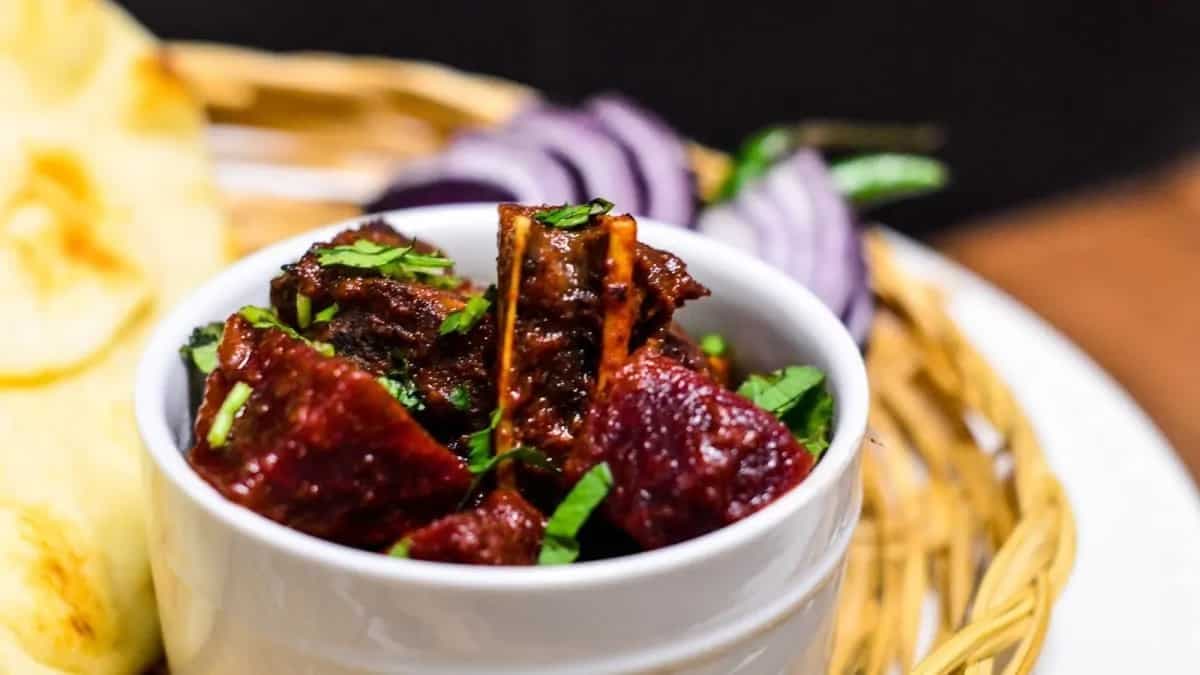 Chukandari Gosht, The Dish That Will Brighten Up Your Dinner