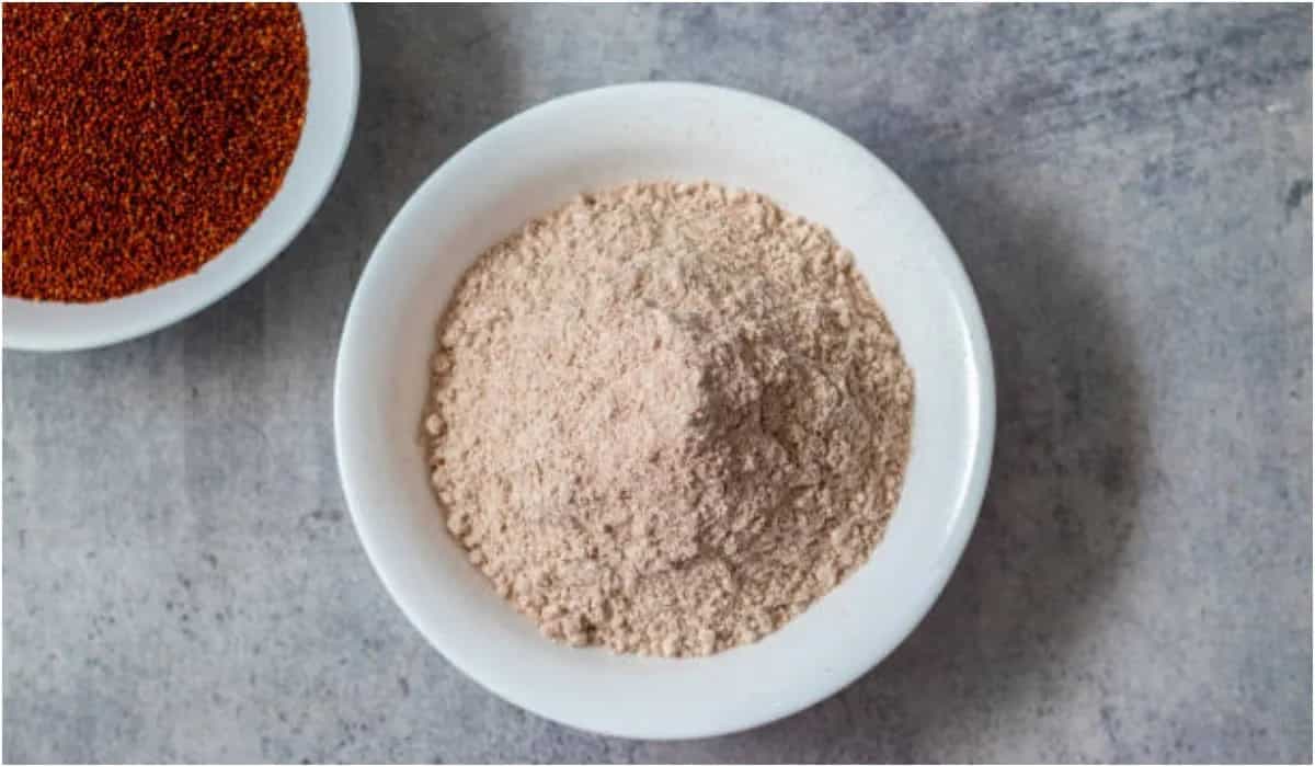 6 Benefits Of Including Ragi Flour Into Your Diet