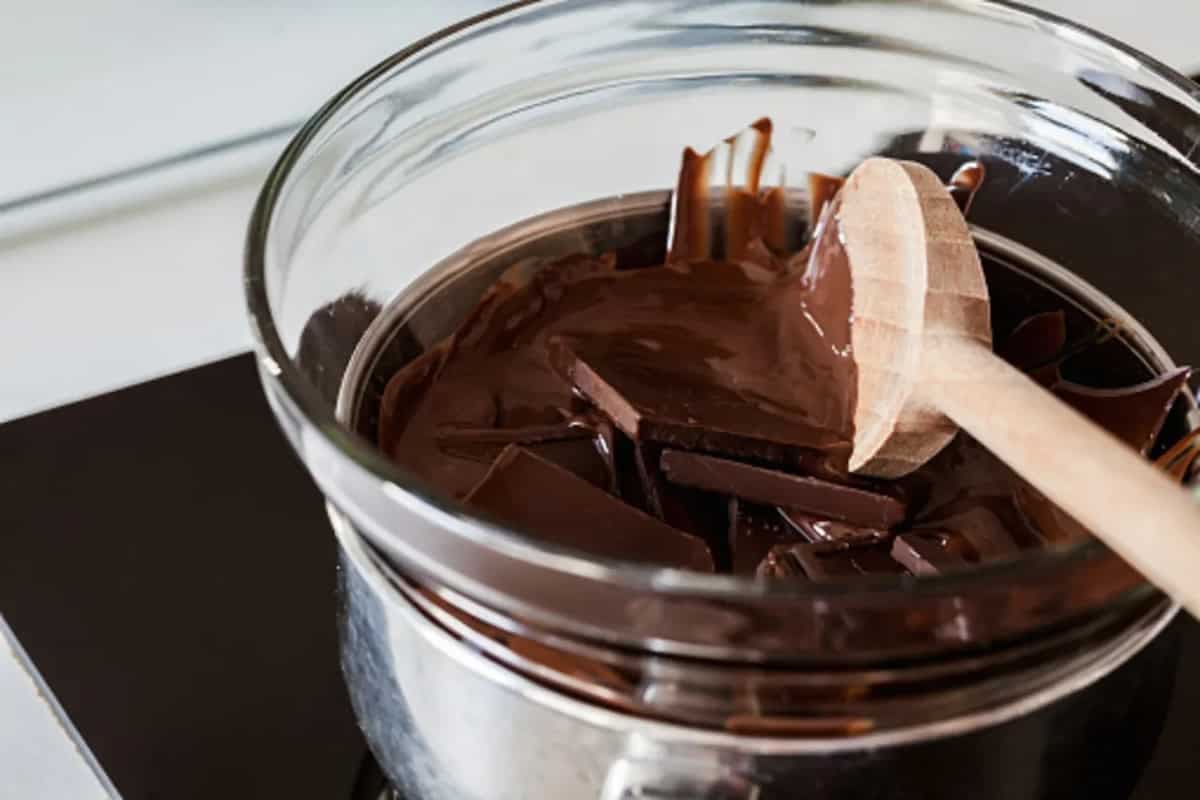 Kitchen Tips: How To Temper Chocolate