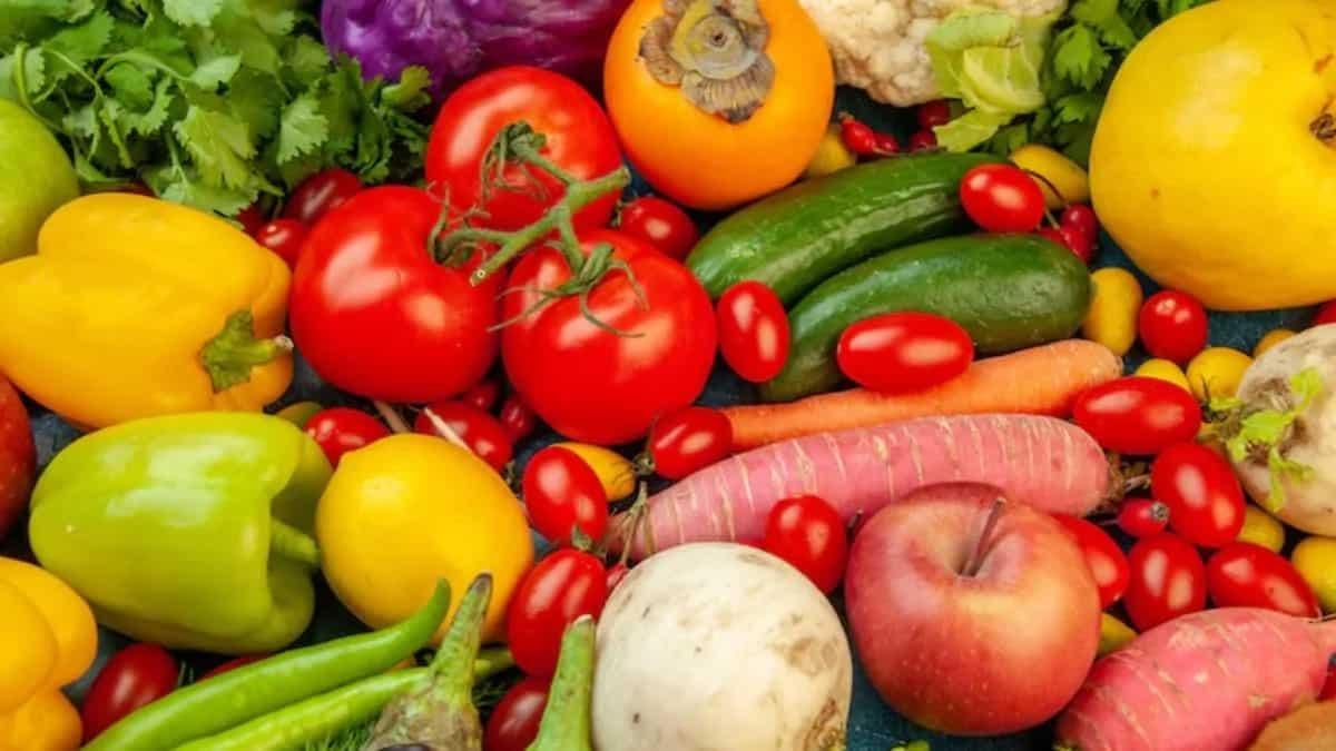 6 Tips To Buy Juicy Fruits And Vegetables In Summer