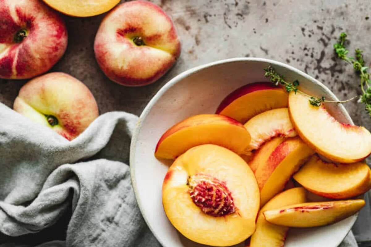 7 Stone Fruits To Include In Your Diet This Fall