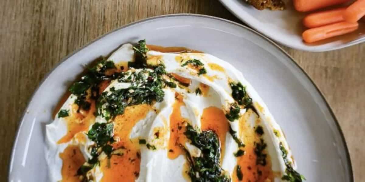 Chef Kunal Kapur's Viral Chilli Yoghurt Dip Is Irresistible!