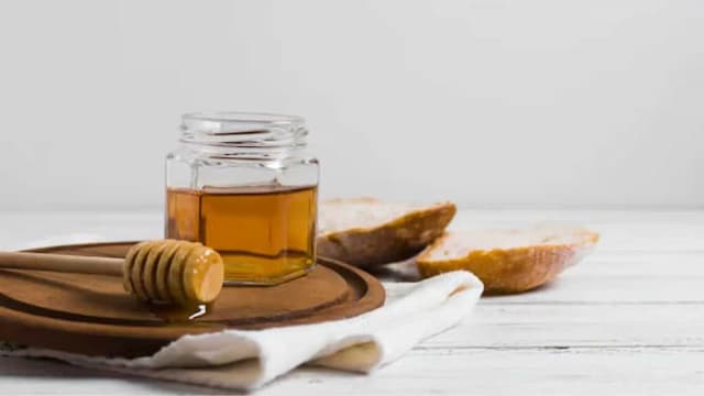 Sweeten Your Winter Mornings: 8 Delightful Ways To Use Honey