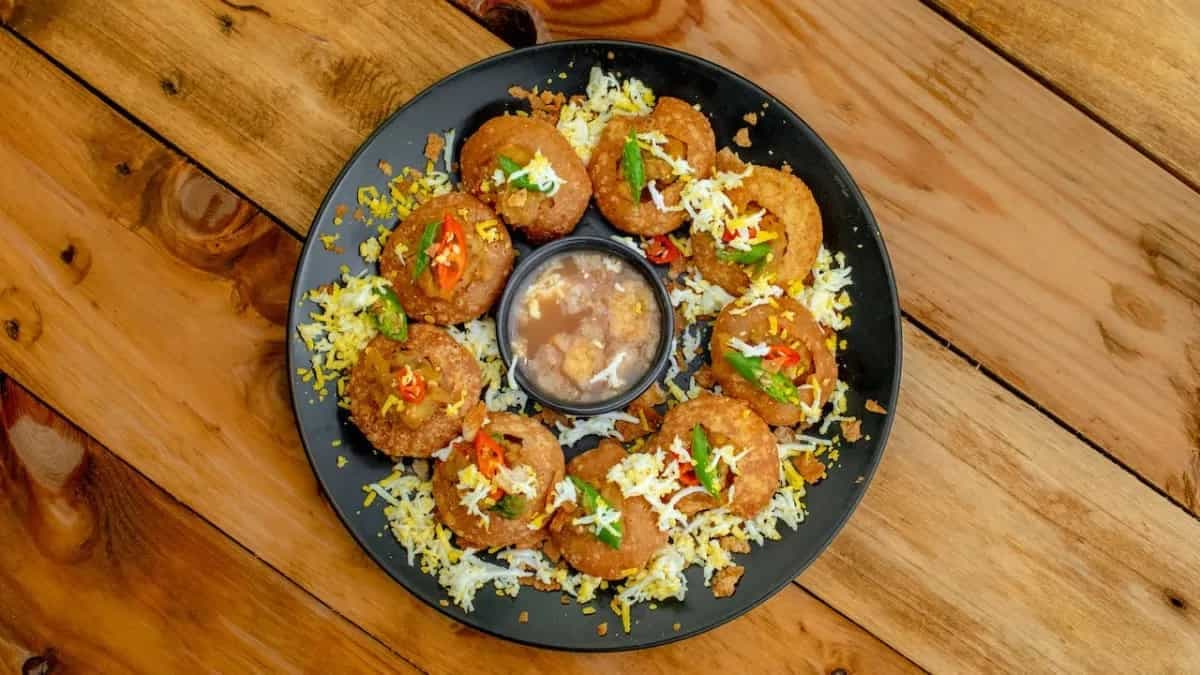 Kachori Sabji To Kandmool, Top 8 Famous Dishes Of Prayagraj