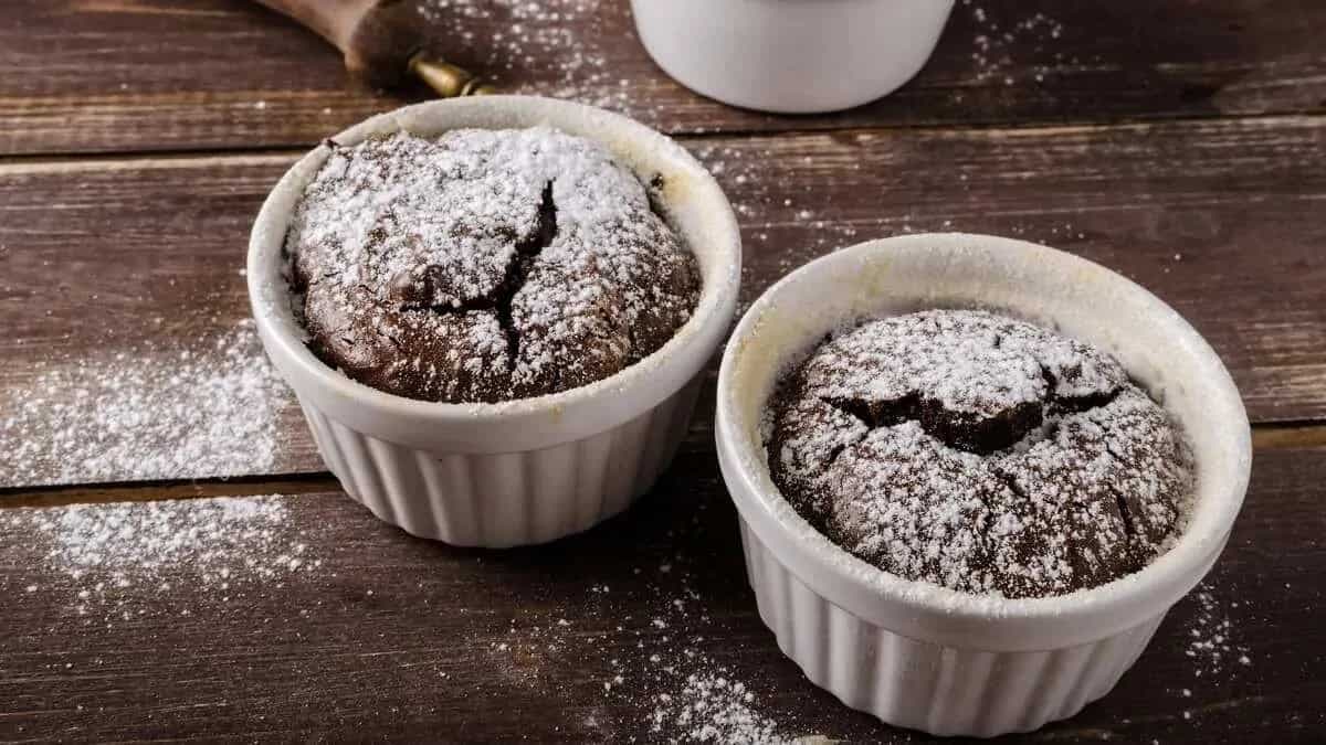 7 Tips For Baking Perfect, Fluffy Chocolate Souffle