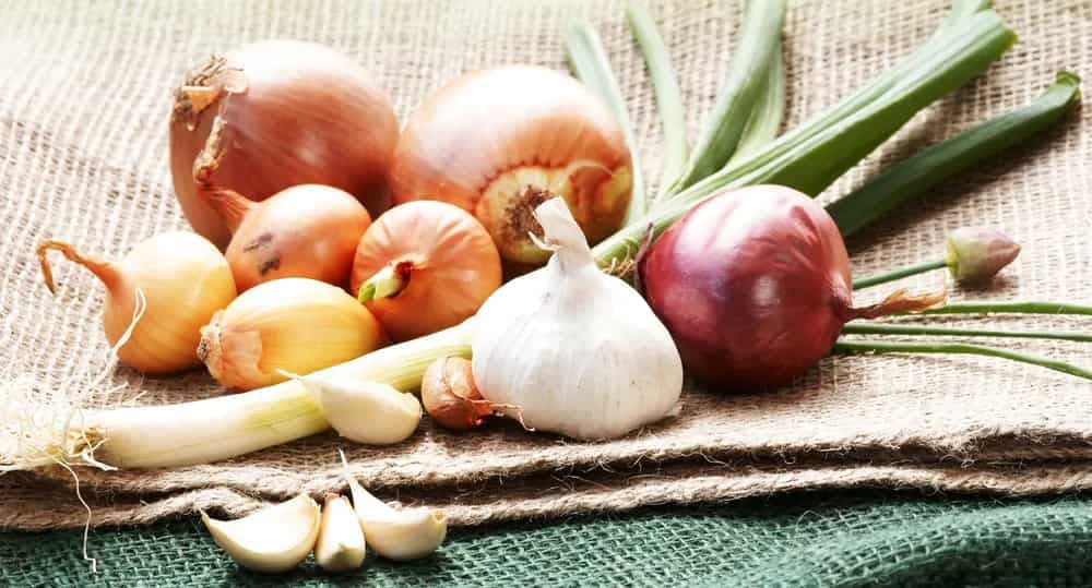 Kitchen Tip: When To Replace Onions With Shallots 
