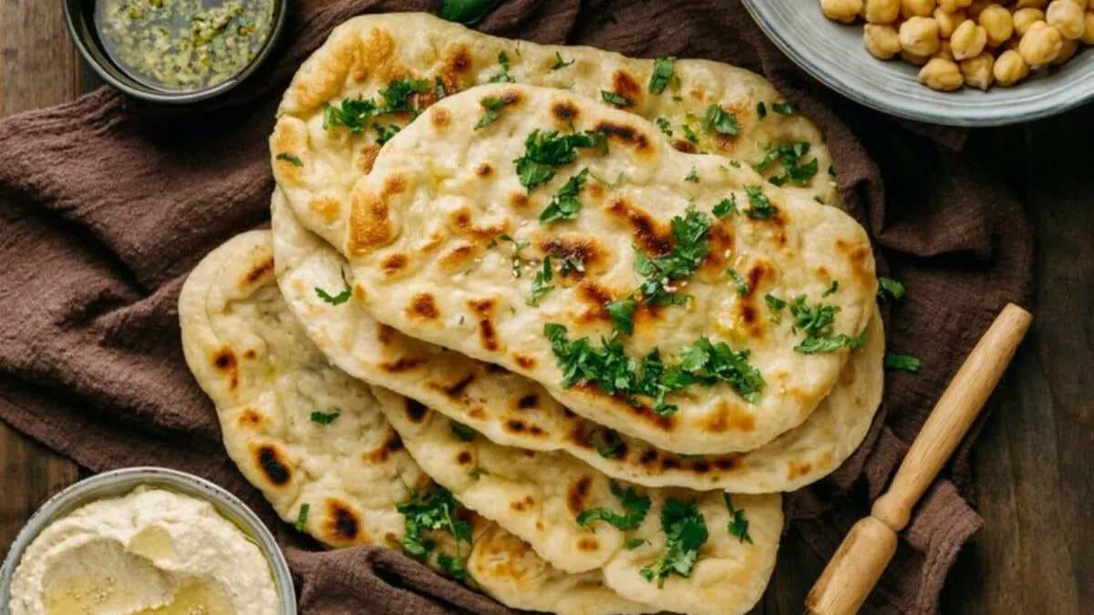 Global Food Guide Ranks 5 Popular Varieties Of Indian Naan