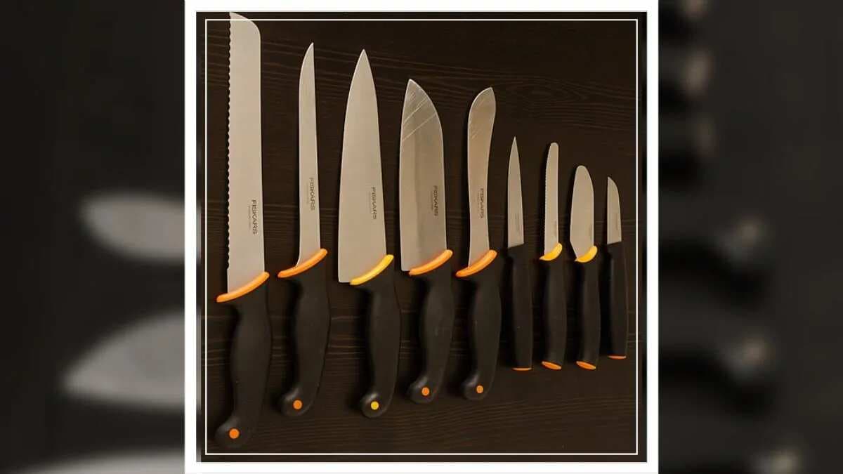 A Guide To 10 Essential Kitchen Knives & Their Usage
