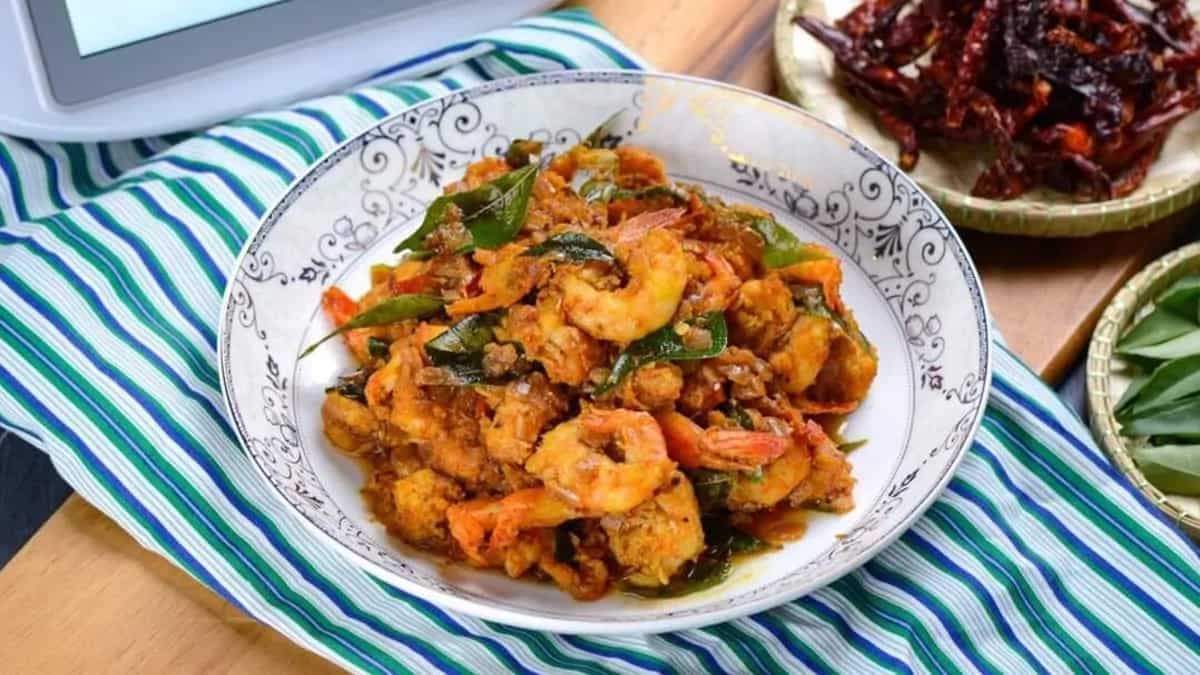 Mangalorean Prawn Ghee Roast To Spice Up Your Monsoon Dinner 