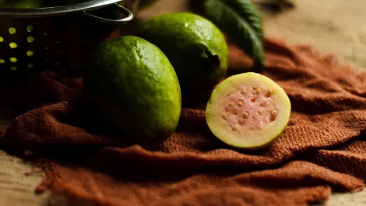 7 Easy Guava Desserts You Must Try At Home