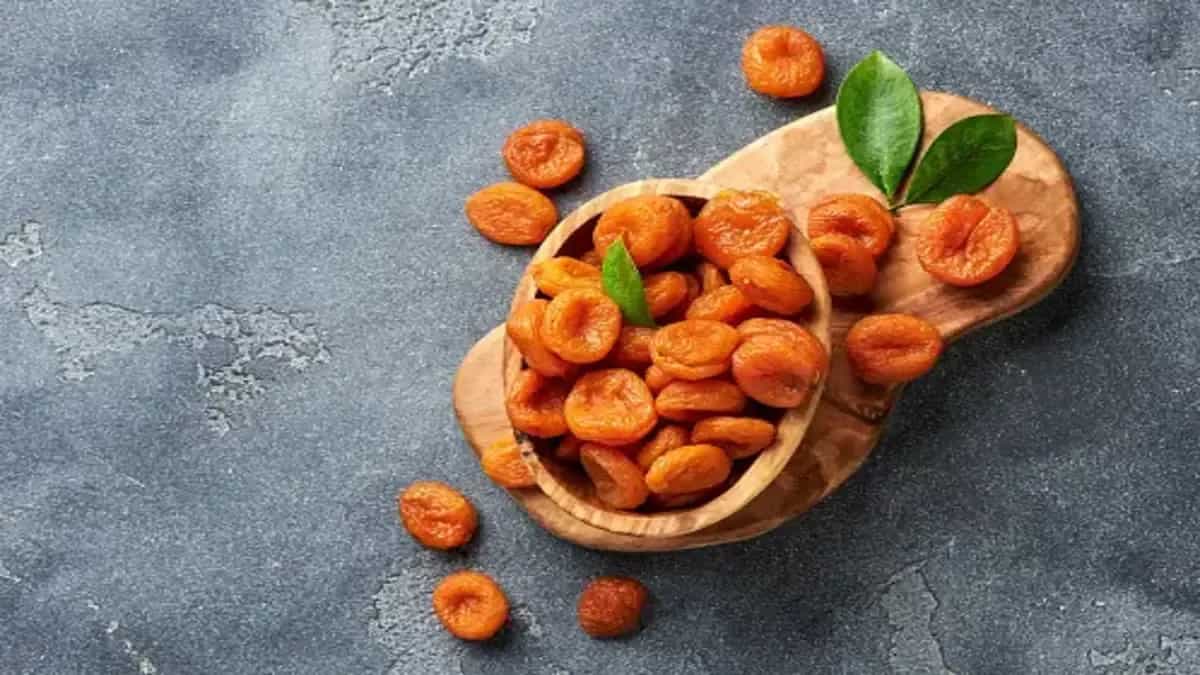 Lose Belly Fat With 5 Dry Fruits Stored In Your Kitchen 