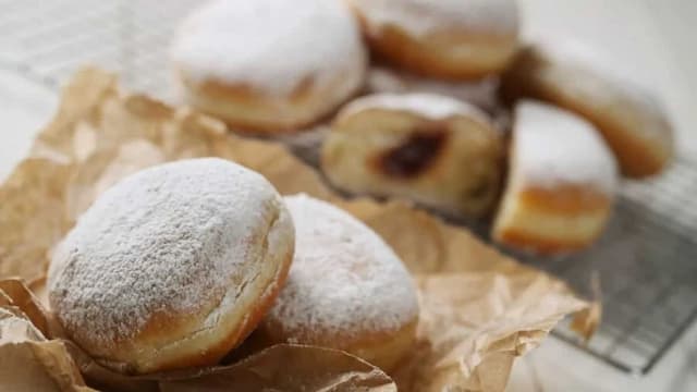 How To Make Berliner At Home :Tips And Tricks