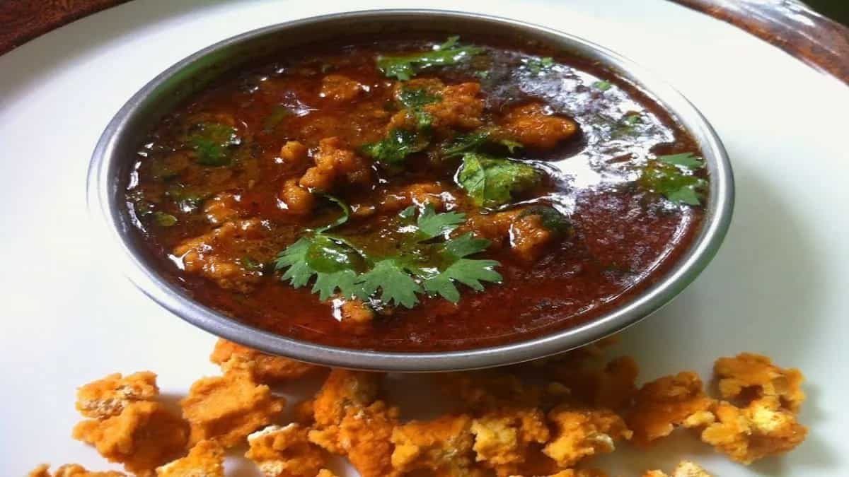 Sandage-Papad Aamti, A Recipe From Maharashtra's Kitchens