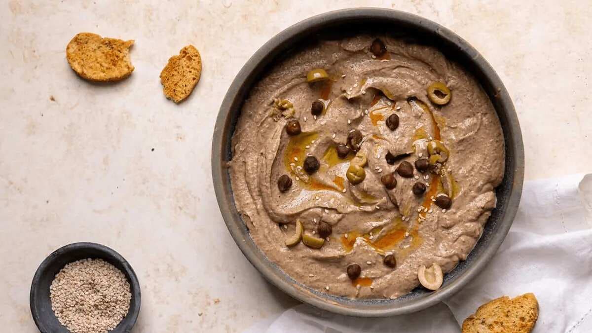 Kala Chana Hummus: Nutrient-Dense Dip With A Desi Twist