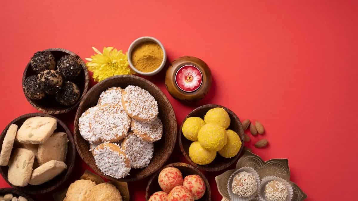 Celebrate Bhai Phonta With These Traditional Bengali Sweets