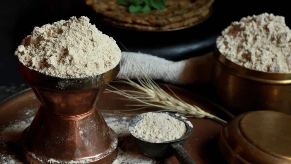 Add Bhajani To Your Diet; 8 Maharashtrian Snacks To Try