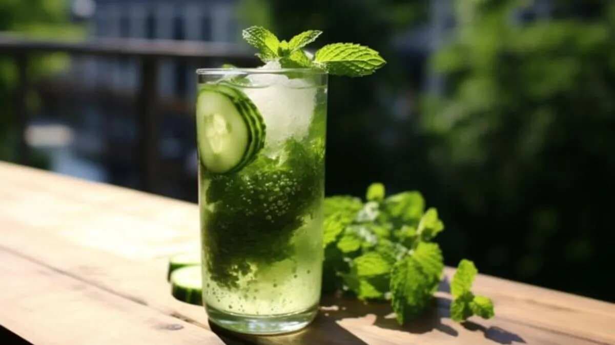 Discover Easy-To-Make Homemade Drinks That Neutralise Acidity