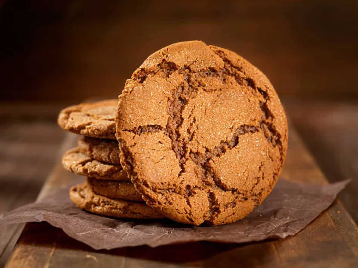 An Effortless Ginger Cookie Recipe For Home Bakers