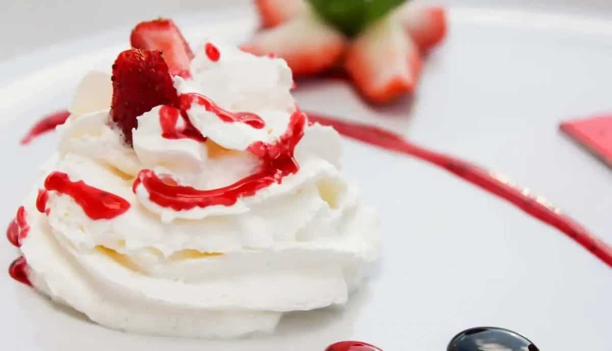 5 Essential Tips For Making And Storing Whipped Cream At Home