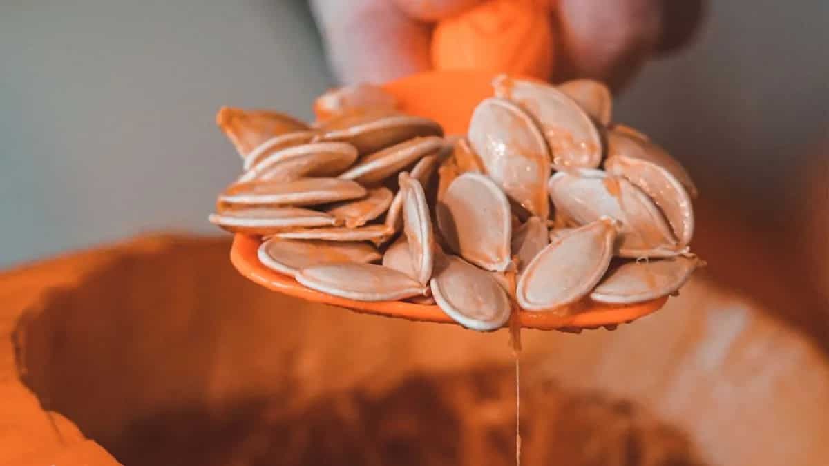 Health Benefits Of Pumpkin Seeds, 3 Ways To Use Them