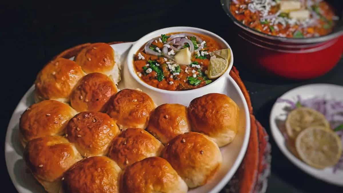 6 Ways To Accentuate The Flavours Of A Regular Pav