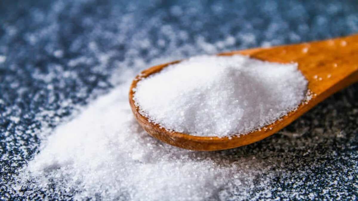 All About Low-Salt Diet: Know About Its Benefits & Side Effects