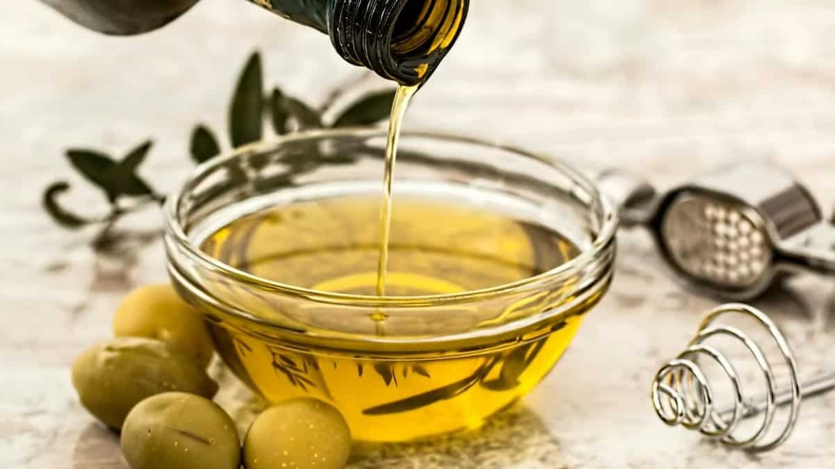 Olive Oil Shots: Should You Keep Up With The Kardashians?