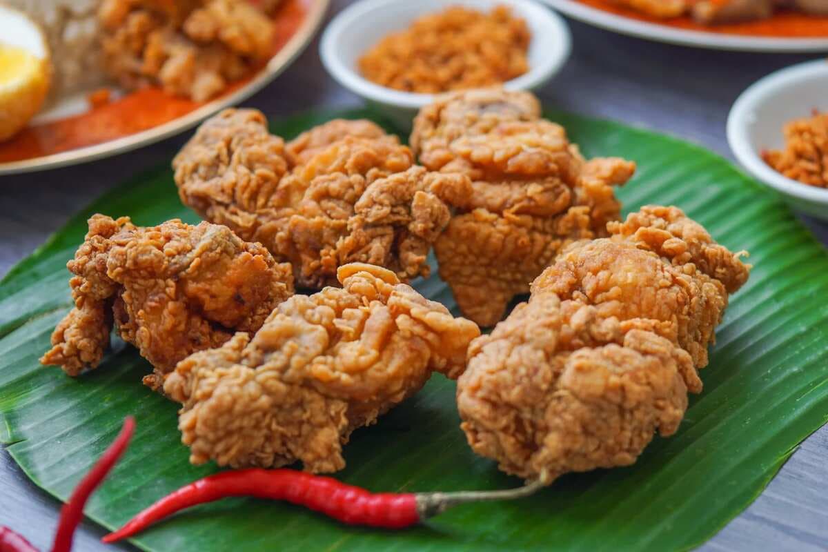 Should You Add Fish Sauce To Your Chicken Pakoda Batter?