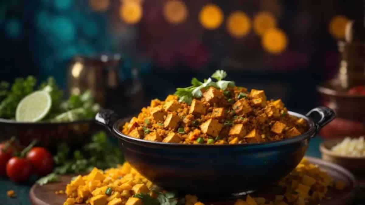 Monsoon Snacks To Prepare With Leftover Paneer Bhurji