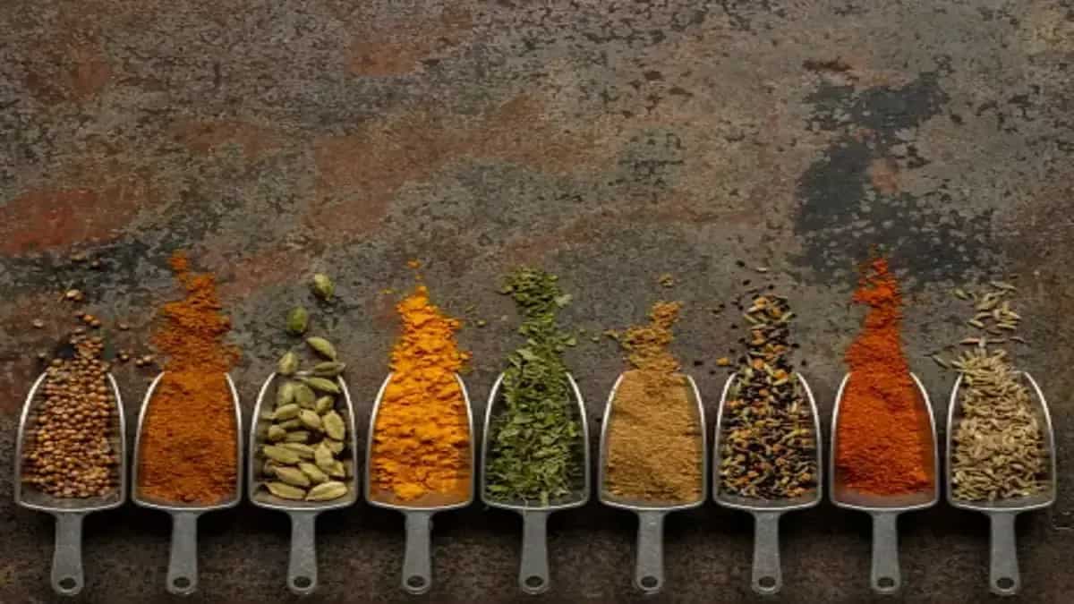 6 Spices To Boost Immunity During Monsoon Season 