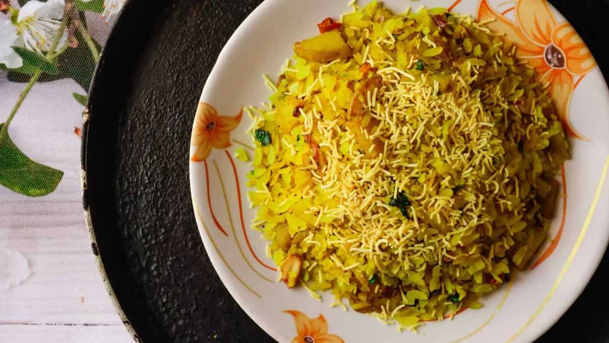 Poha Trends On Twitter As The Breakfast Dish Is Called A Salad