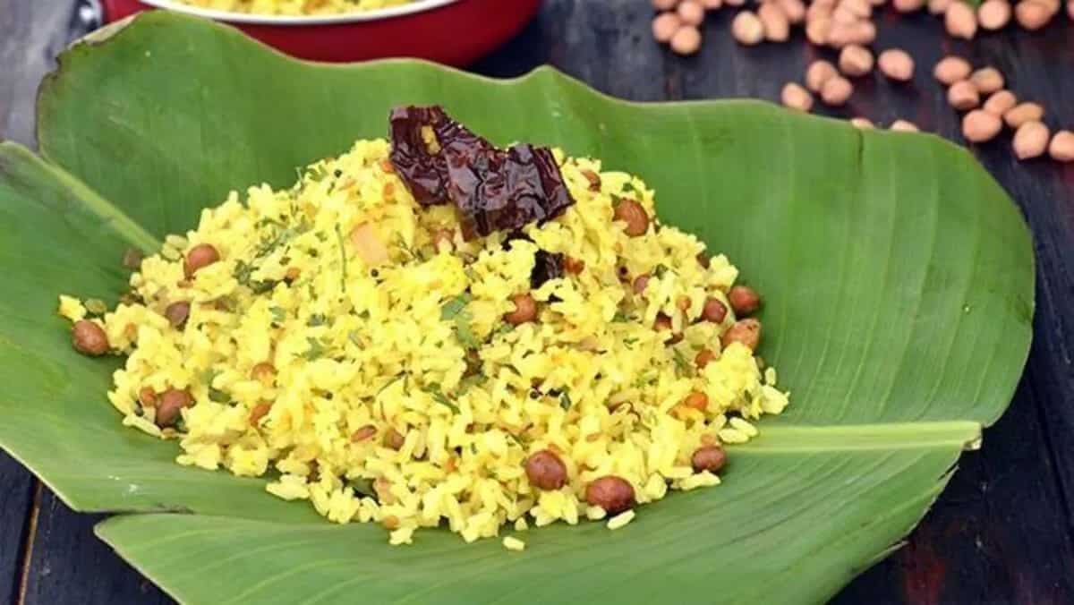 How To Make Chitranna For Lunch