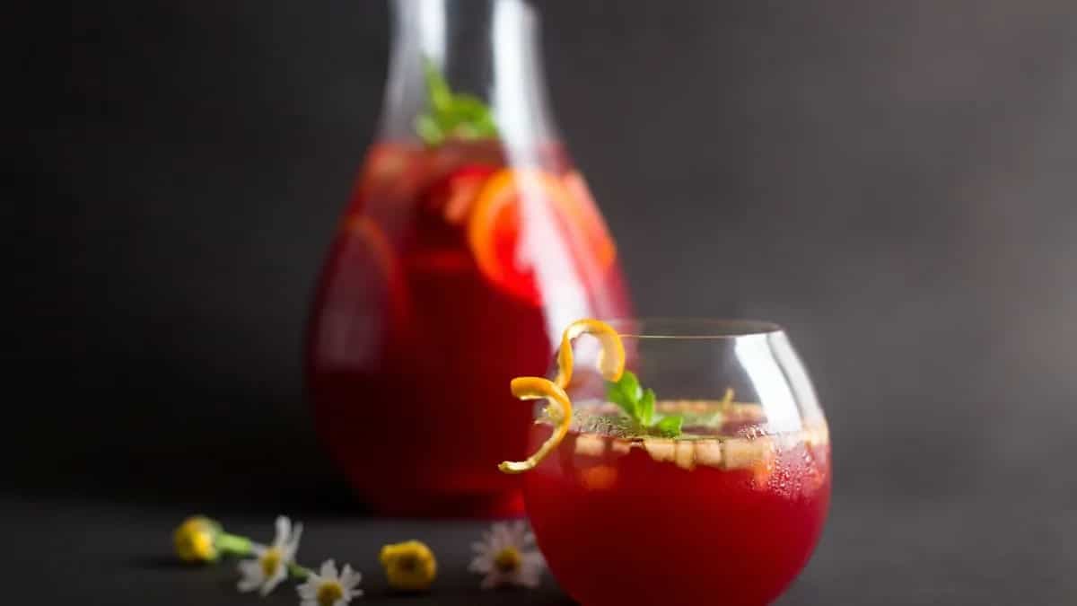 5 Refreshing Sangria Recipes To Elevate Your Monsoon Experience