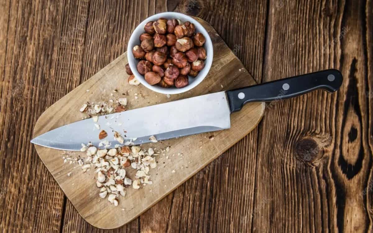 Here Are The Top 7 Useful Kitchen Tools For Cutting