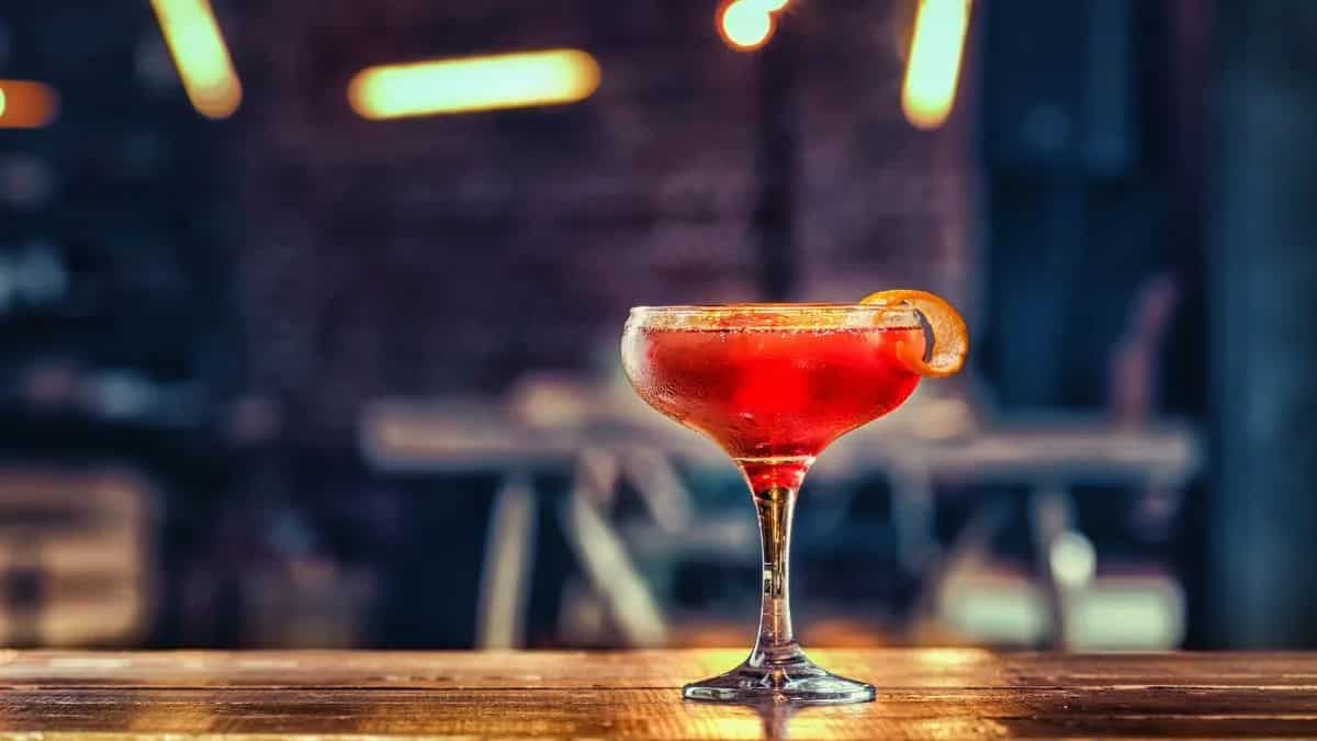 The Viral Negroni Sbagliato Is A Refreshing Take On A Classic