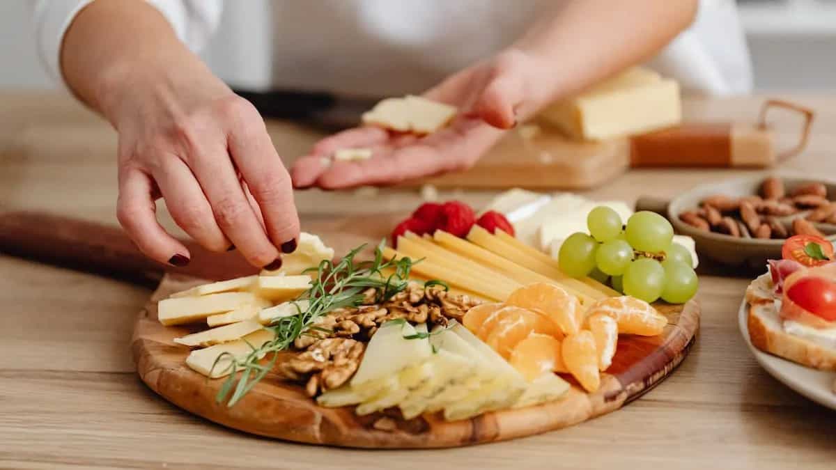 Christmas 2023:  Different Charcuterie Boards to Serve at Party