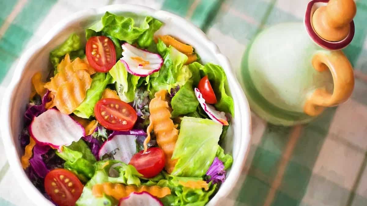 Boost Your Salads 6 Eye-Healthy Ingredients To Add 
