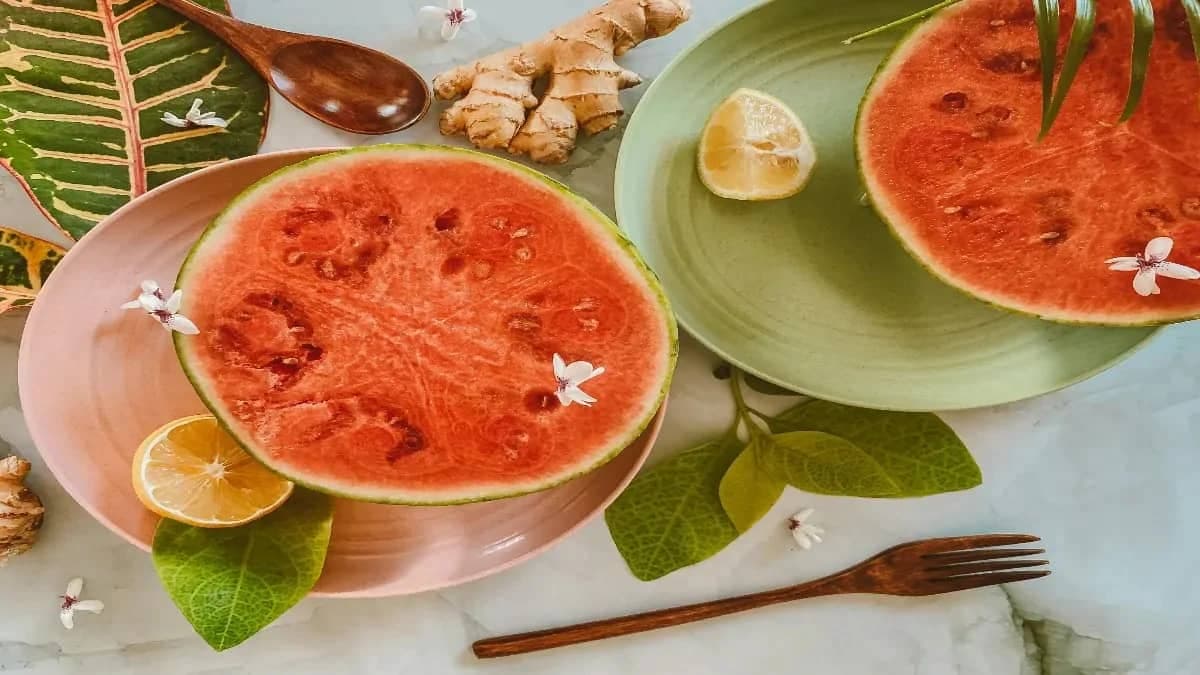 6 Watermelon Dishes To Refresh Yourself At Midnight